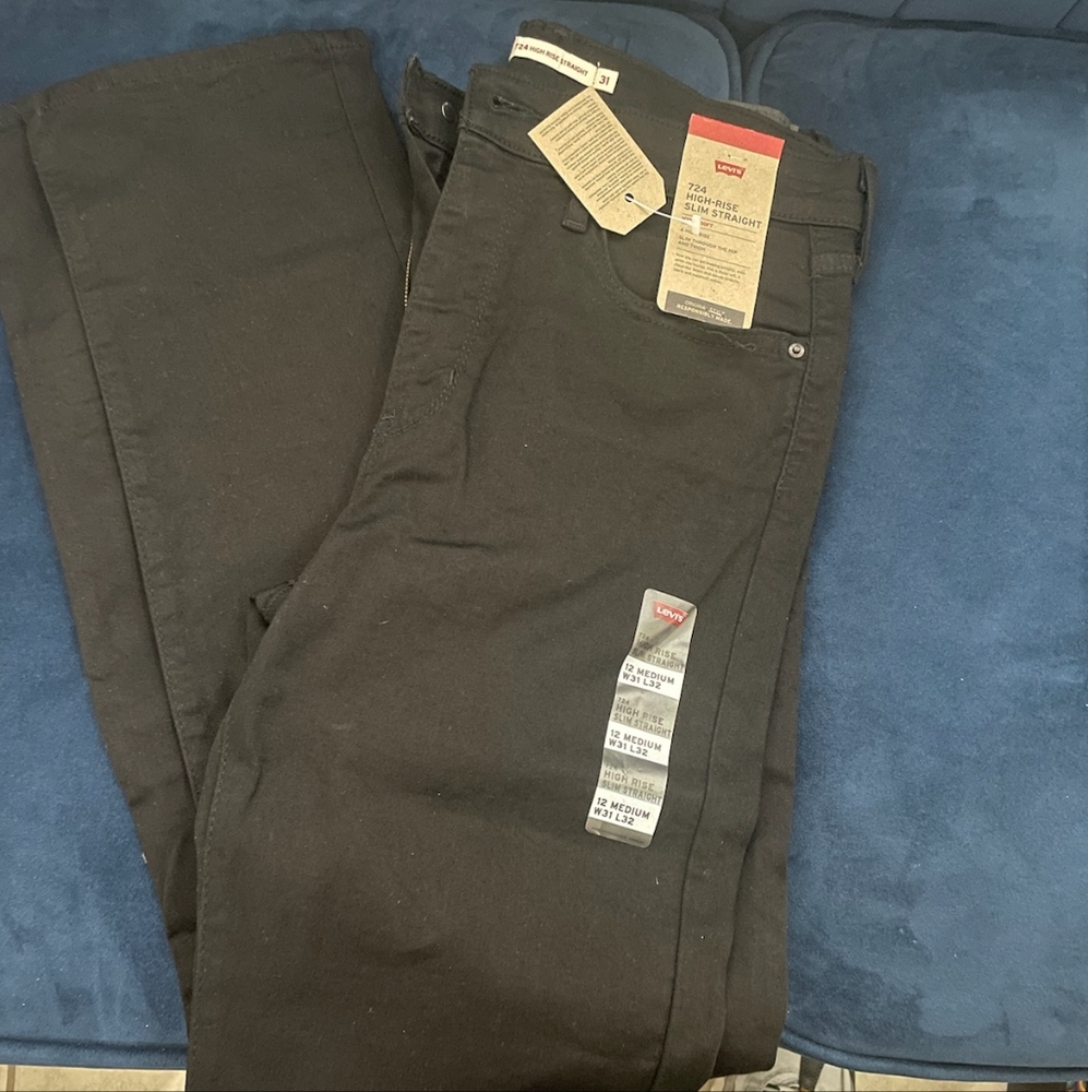 Levi's women 724 high rise jeans (size 12)